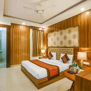 Almati - Near Delhi Airport Отель
