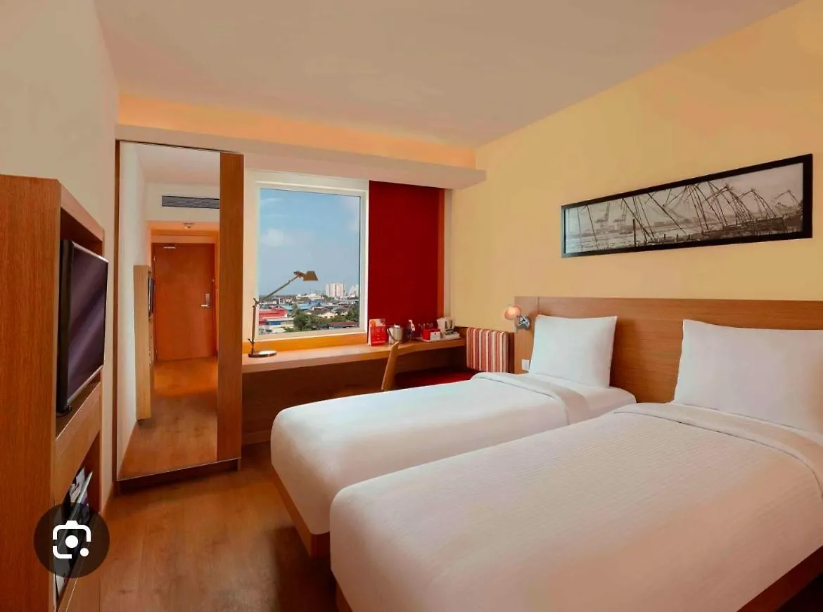 Hotel Green Palace-Near Delhi Airport ニューデリー