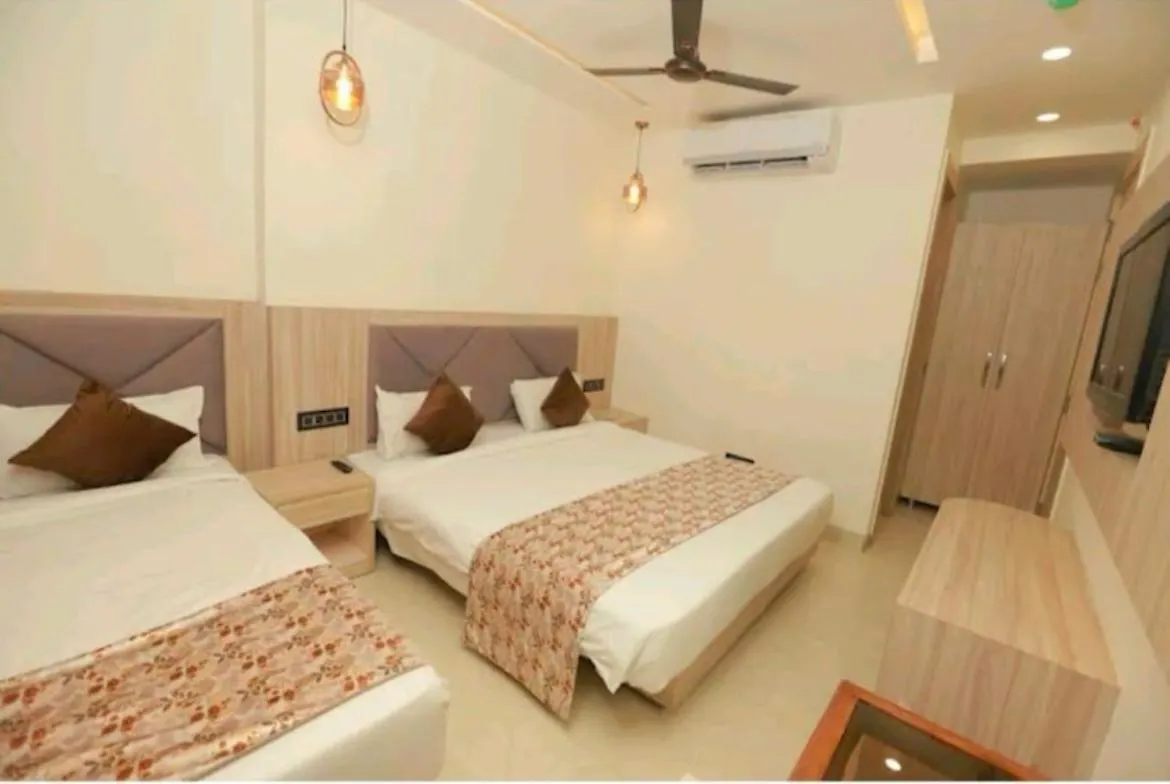 ***  Hotel Green Palace-Near Delhi Airport ニューデリー インド