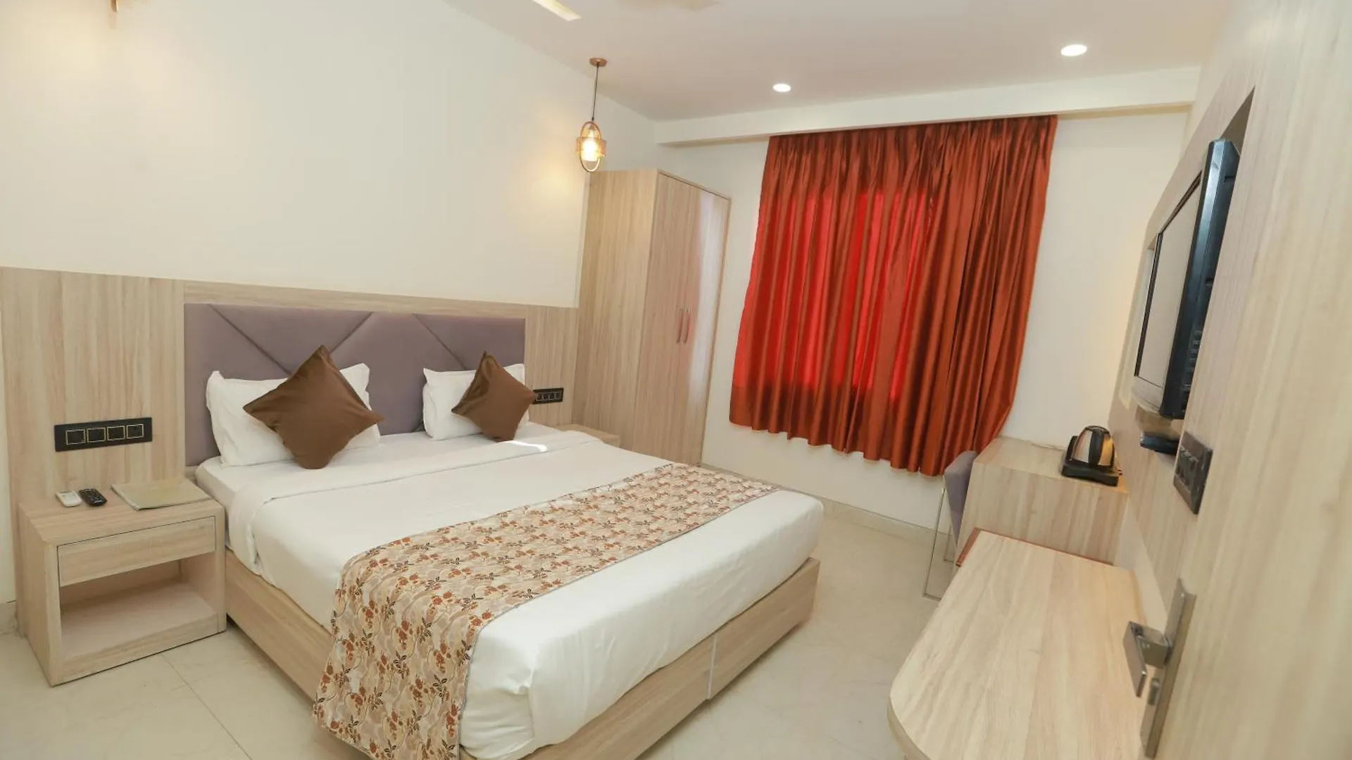 Hotel Green Palace-Near Delhi Airport ニューデリー