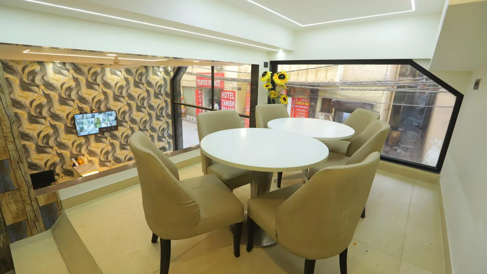Hotel Green Palace-Near Delhi Airport ニューデリー 3*,