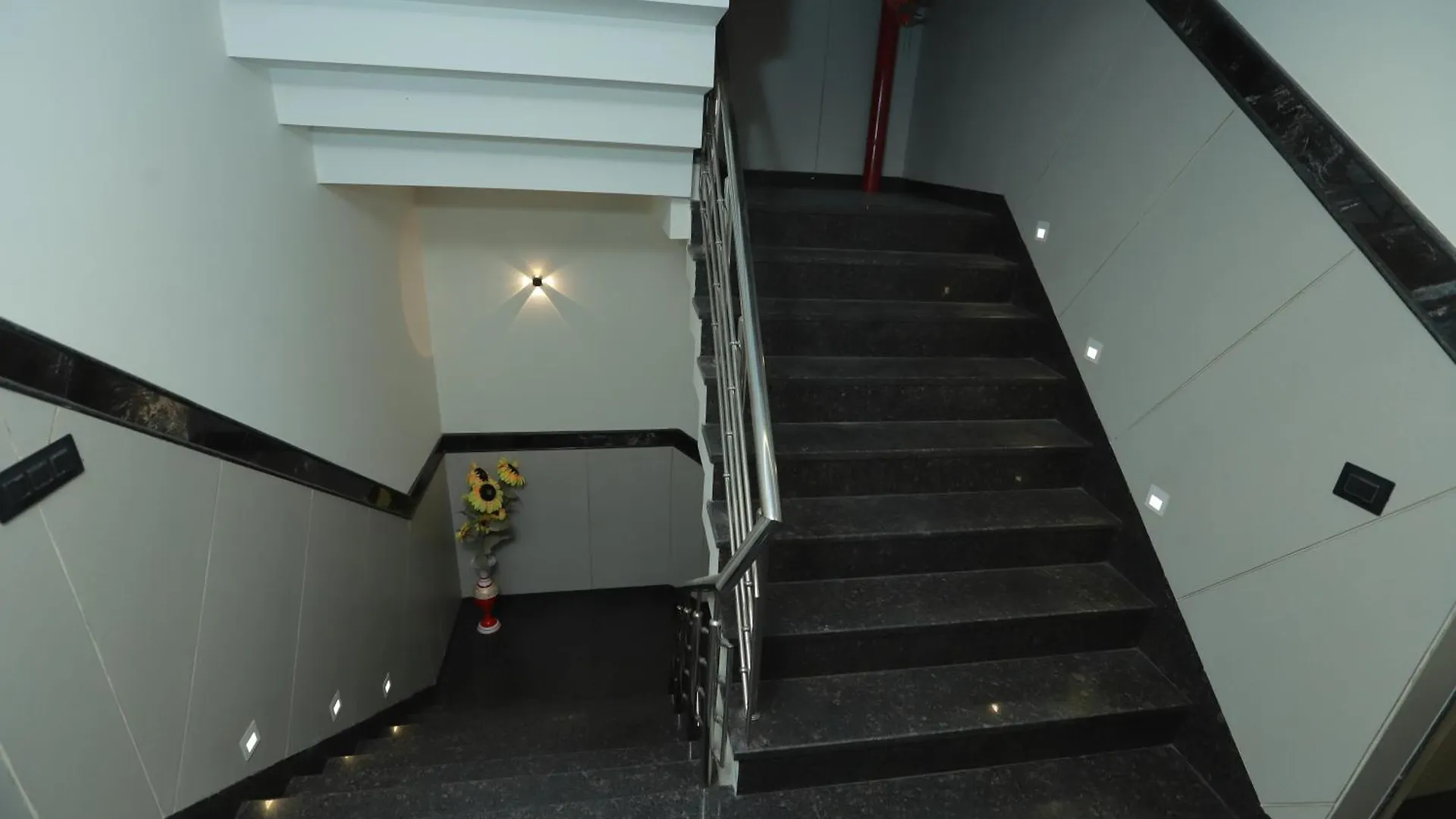 Hotel Green Palace-Near Delhi Airport ニューデリー 3*,  インド